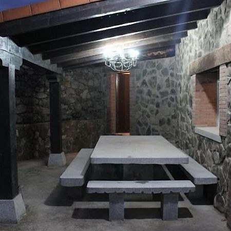 Villa El Cauce Navaluenga Esterno foto