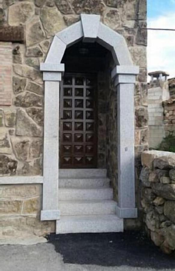 Villa El Cauce Navaluenga Esterno foto