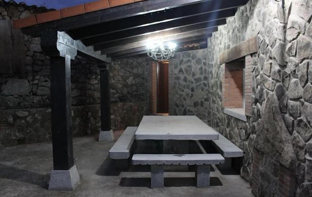 Villa El Cauce Navaluenga Esterno foto