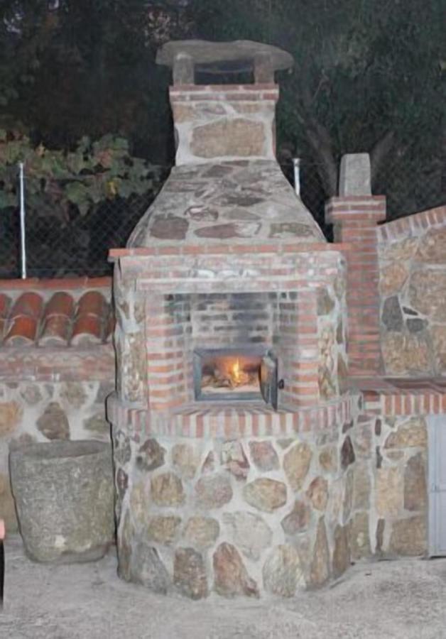 Villa El Cauce Navaluenga Esterno foto