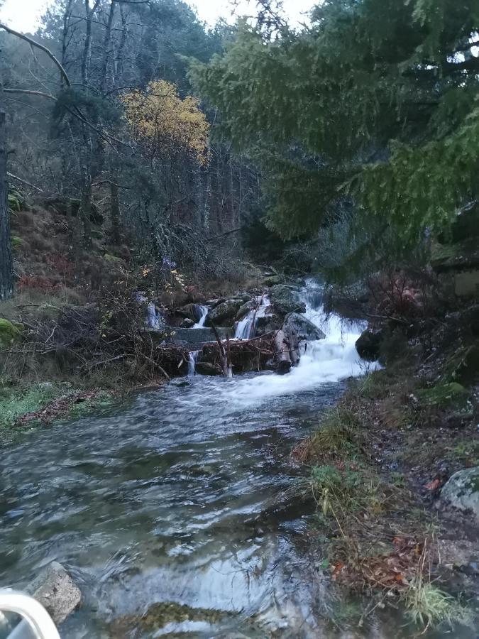 Villa El Cauce Navaluenga Esterno foto