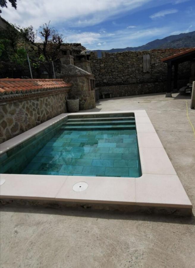 Villa El Cauce Navaluenga Esterno foto